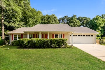 95 High Ridge Rd Covington, GA 30014